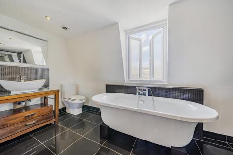 66a Stapleton Road, London, SW17 8AU