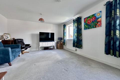 4 bedroom end of terrace house for sale, Highfield Drive, Littleport, Ely, Cambridgeshire