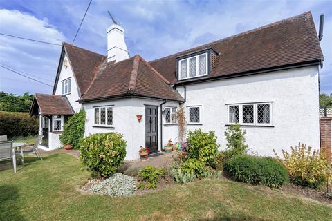 3 bedroom detached house for sale, Duck Lane, Thornwood Common