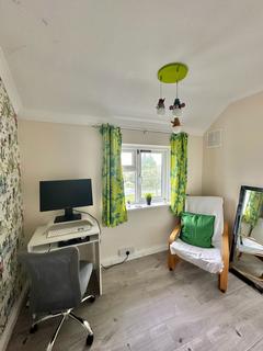 10 Avon Road, Torquay, TQ2 7LT