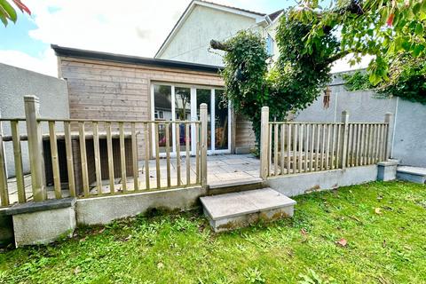 10 Avon Road, Torquay, TQ2 7LT