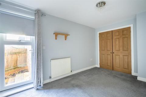 2 bedroom apartment for sale, Oakville Court, Huntington Road, York