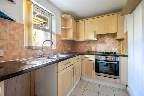 2 bedroom apartment for sale, Oakville Court, Huntington Road, York