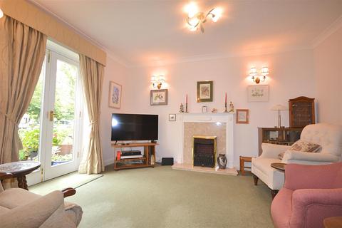 2 bedroom semi-detached house for sale, Bridport Road, Dorchester