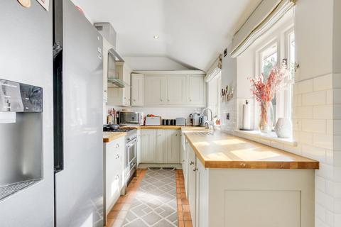 43 Gun Lane, Knebworth, SG3 6BJ