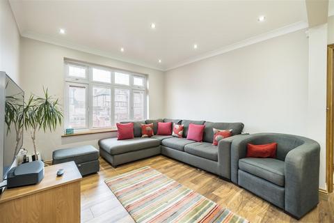 3 bedroom semi-detached house for sale, Tithe Farm Avenue, Harrow, HA2 9AE