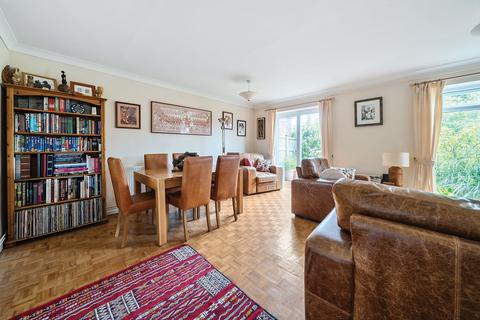 3 bedroom end of terrace house for sale, Lyndhurst Close, Winchester, SO22