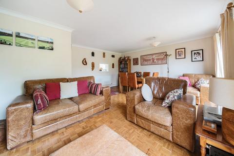 6 Lyndhurst Close, Winchester, SO22 6NA