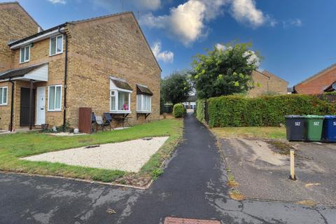 128 The Spinney, Bar Hill, Cambridge, CB23 8TW