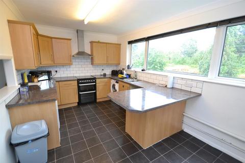 2 bedroom flat for sale, Brook Court, Watling Street, Radlett