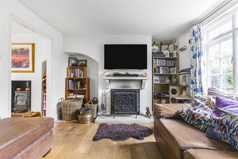 6 New Road, Woolmer Green, Knebworth, SG3 6JX