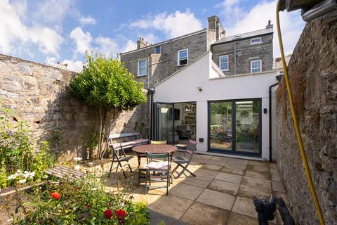 undefined, 16, The Crofts, Castletown