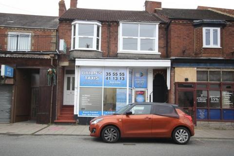 2 bedroom apartment to rent, High Street, Rushden, Northamptonshire, NN10