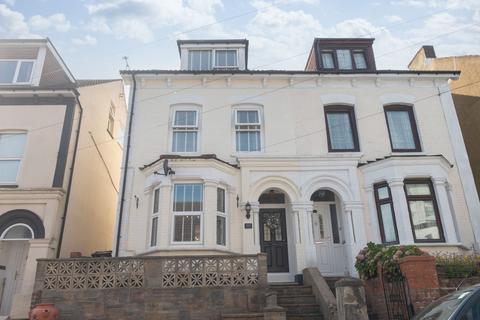 9 De Burgh Hill, Dover, CT17 0BS