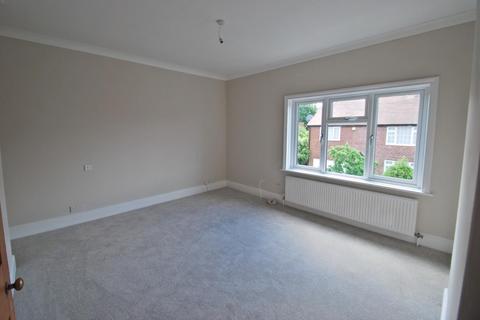 2 bedroom terraced house to rent, Simpson Street, Wilmslow