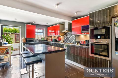 63 Brabazon Road, Hounslow, TW5 9LL