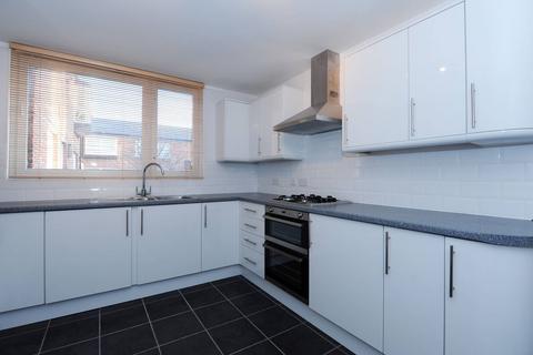 2 bedroom flat to rent, Henderson Drive, St John's Wood, London, NW8