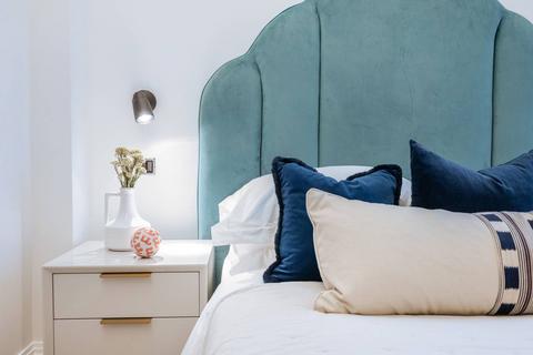 Flat 4, 7 Wilbraham Place, London, SW1X 9AE