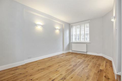 1 bedroom apartment to rent, Thanet House, Thanet Street, London, WC1H