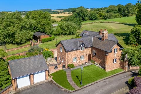 5 bedroom detached house for sale, Clopton, Stratford-upon-Avon, Warwickshire CV37 0QR