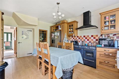 4 bedroom semi-detached house for sale, Buckland Road, Maidstone