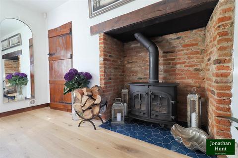1 The Green, Ardeley, Stevenage, SG2 7AQ