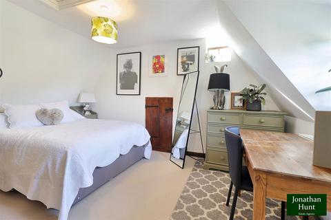 1 The Green, Ardeley, Stevenage, SG2 7AQ