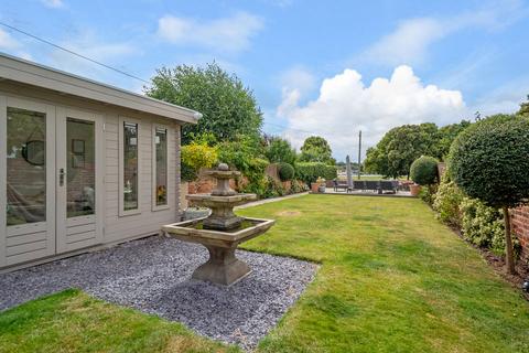 34 Britannia Square, Worcester, WR1 3DH