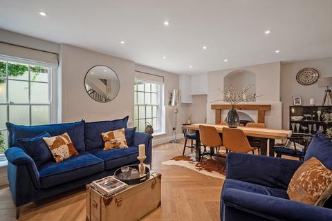 34 Britannia Square, Worcester, WR1 3DH