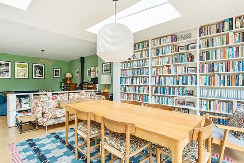 32 Mount Pleasant Road, London, NW10 3EL