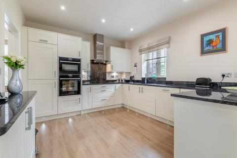 4 bedroom detached house for sale, Lord Russell Close, Monmouth