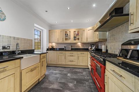 4 bedroom detached house for sale, Thorpe Road, Kirby Cross CO13