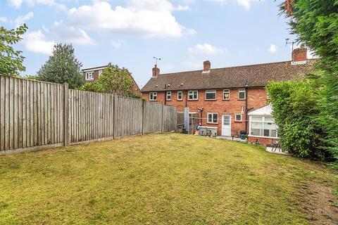 3 bedroom house for sale, John Cobb Road, Weybridge KT13