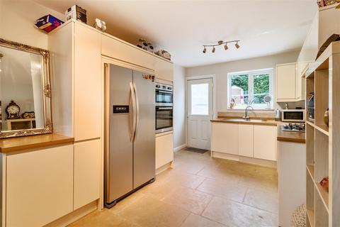 3 bedroom house for sale, John Cobb Road, Weybridge KT13