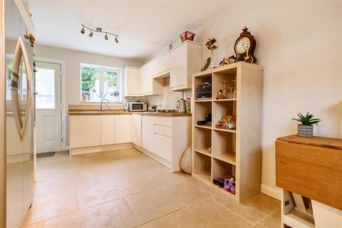 3 bedroom house for sale, John Cobb Road, Weybridge KT13