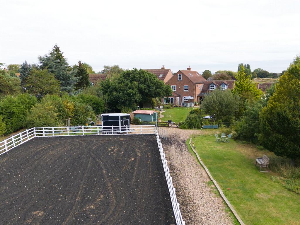 Turnout Pen