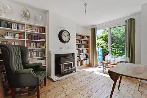 62 Datchet Road, London, SE6 4BY