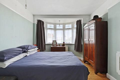 62 Datchet Road, London, SE6 4BY