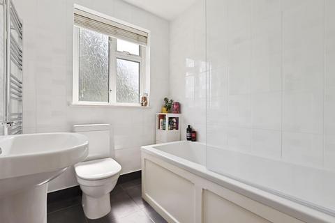 62 Datchet Road, London, SE6 4BY