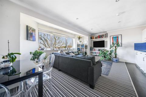 2 bedroom flat for sale, Maresfield Gardens, London