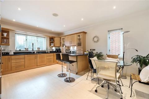 6 bedroom detached house for sale, Alcocks Lane, Tadworth KT20