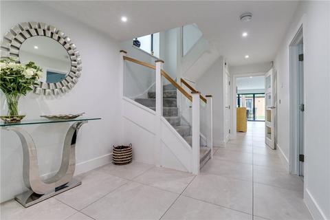 5 bedroom detached house for sale, Park Street Lane, Park Street, St. Albans, Hertfordshire