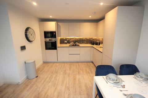 2 bedroom apartment to rent, Potato Wharf, Manchester M3