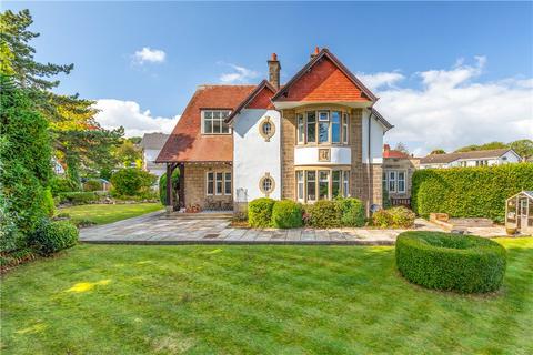 4 bedroom detached house for sale, West Lane, Baildon, West Yorkshire, BD17