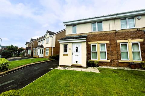 4 bedroom semi-detached house to rent, Moorside Drive, Carlisle