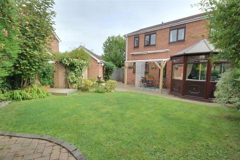 4 bedroom detached house for sale, Laxton Garth, Kirk Ella HU10