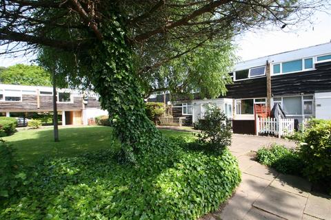18 Craybury End, London, SE9 3SL