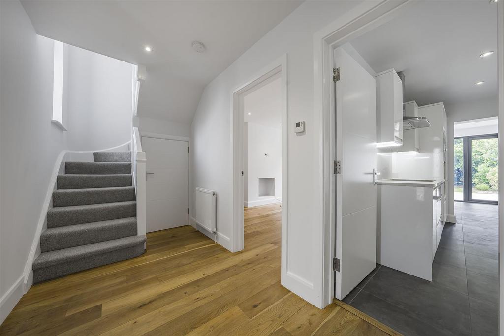 Norwich Road, Northwood 5 bed house for sale £850,000