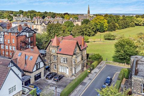 Stray Road, Harrogate, North Yorkshire, HG2