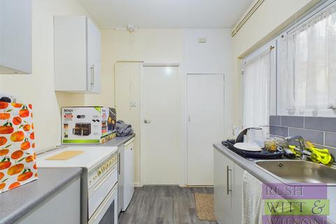 1 bedroom flat for sale, Queens Road, Hastings